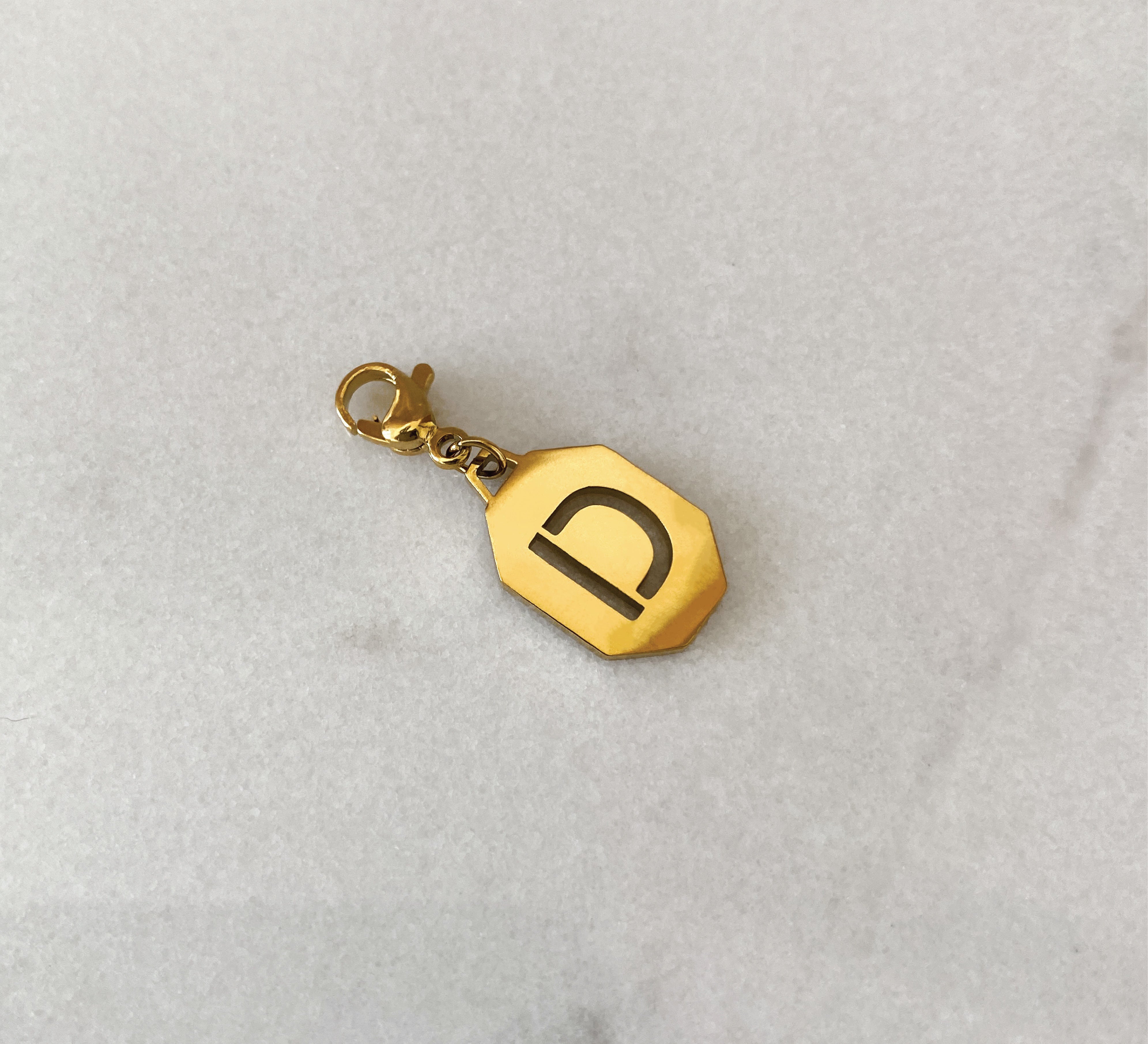 Firenze Letter Pendant (Choose your letter before adding it to the cart)