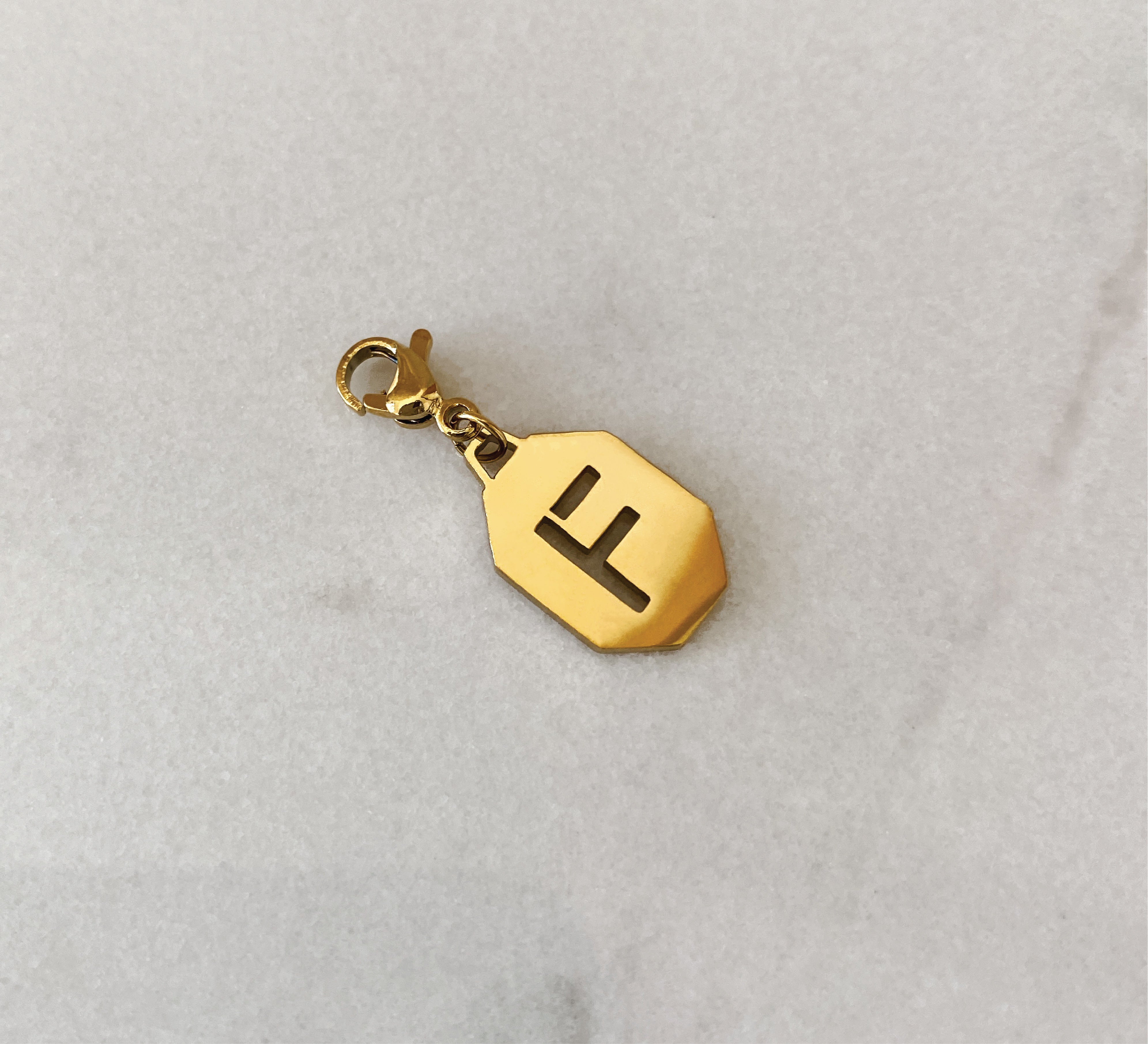 Firenze Letter Pendant (Choose your letter before adding it to the cart)