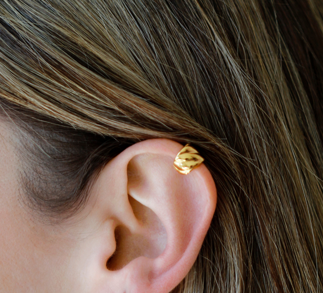 Croissant Earcuff