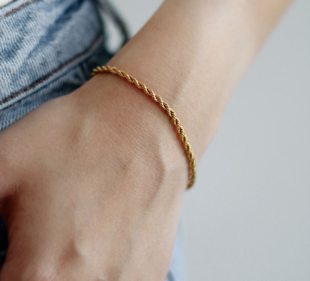 Arezzo Thin Bracelet